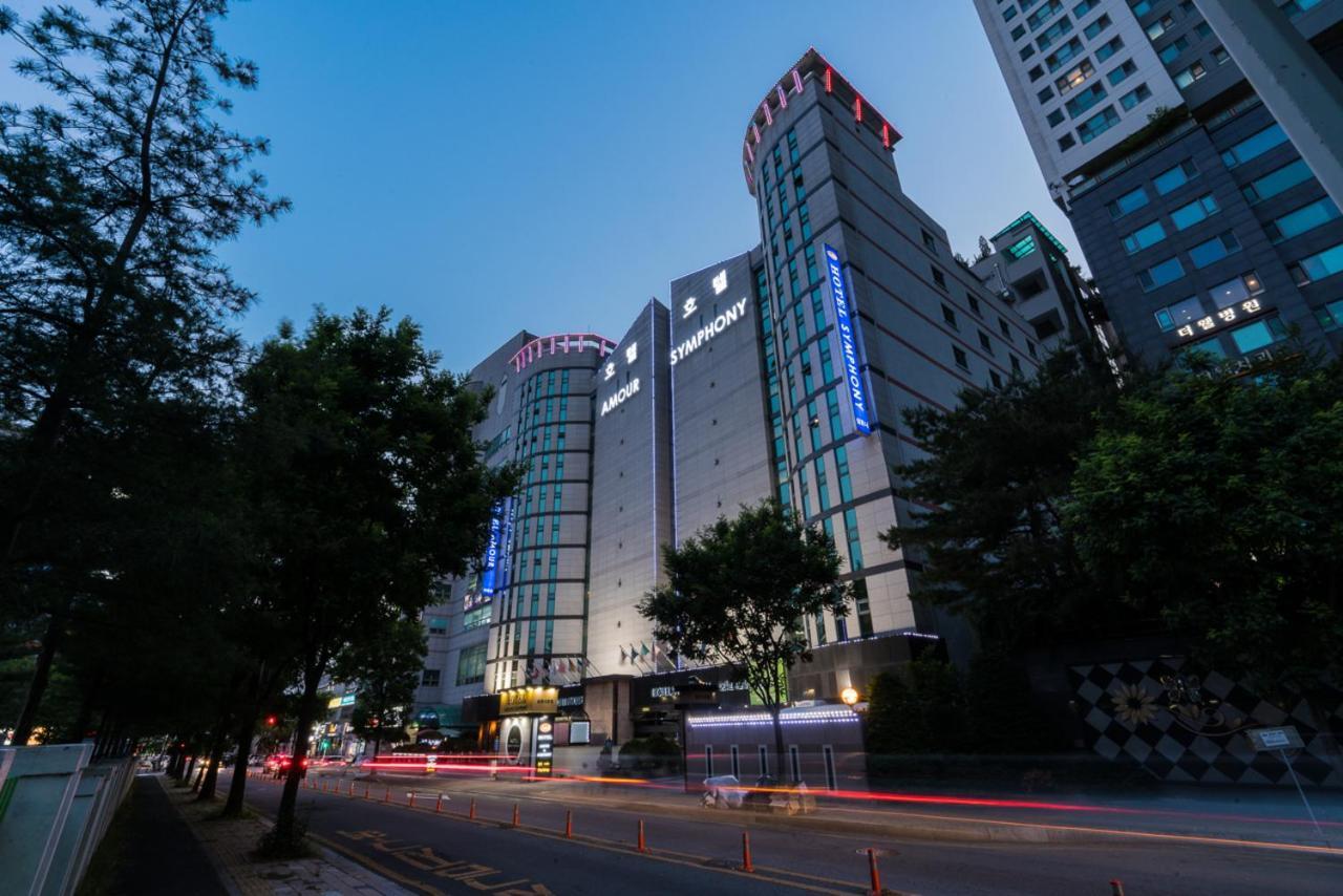 Symphony Hotel Suwon Exterior foto